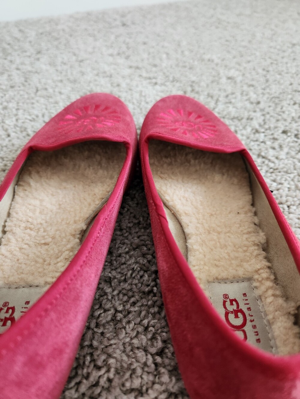 UGG Alloway Suede Flats Size 7 - Picture 5 of 10